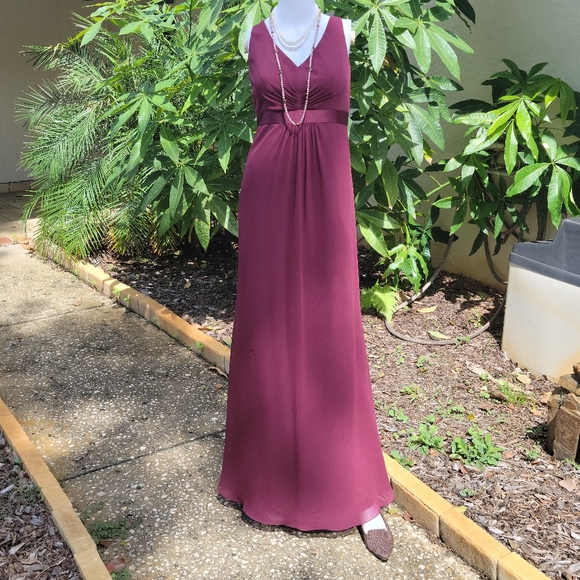 David's Bridal Red Wine Formal Long Gown Size 2 - Picture 2 of 16